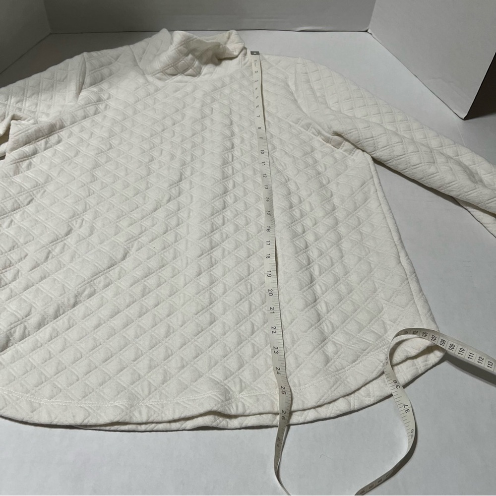 J.Crew Quilted Turtleneck Sweatshirt Ivory size Medium NWT Cozy Pullover - Picture 5 of 9